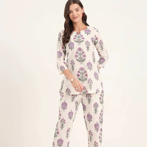 Ensemble coordonné décontracté d'été en coton floral 2 pièces, manches trois quarts, longueur cheville, motif vintage, kurta et short - Product Image 1