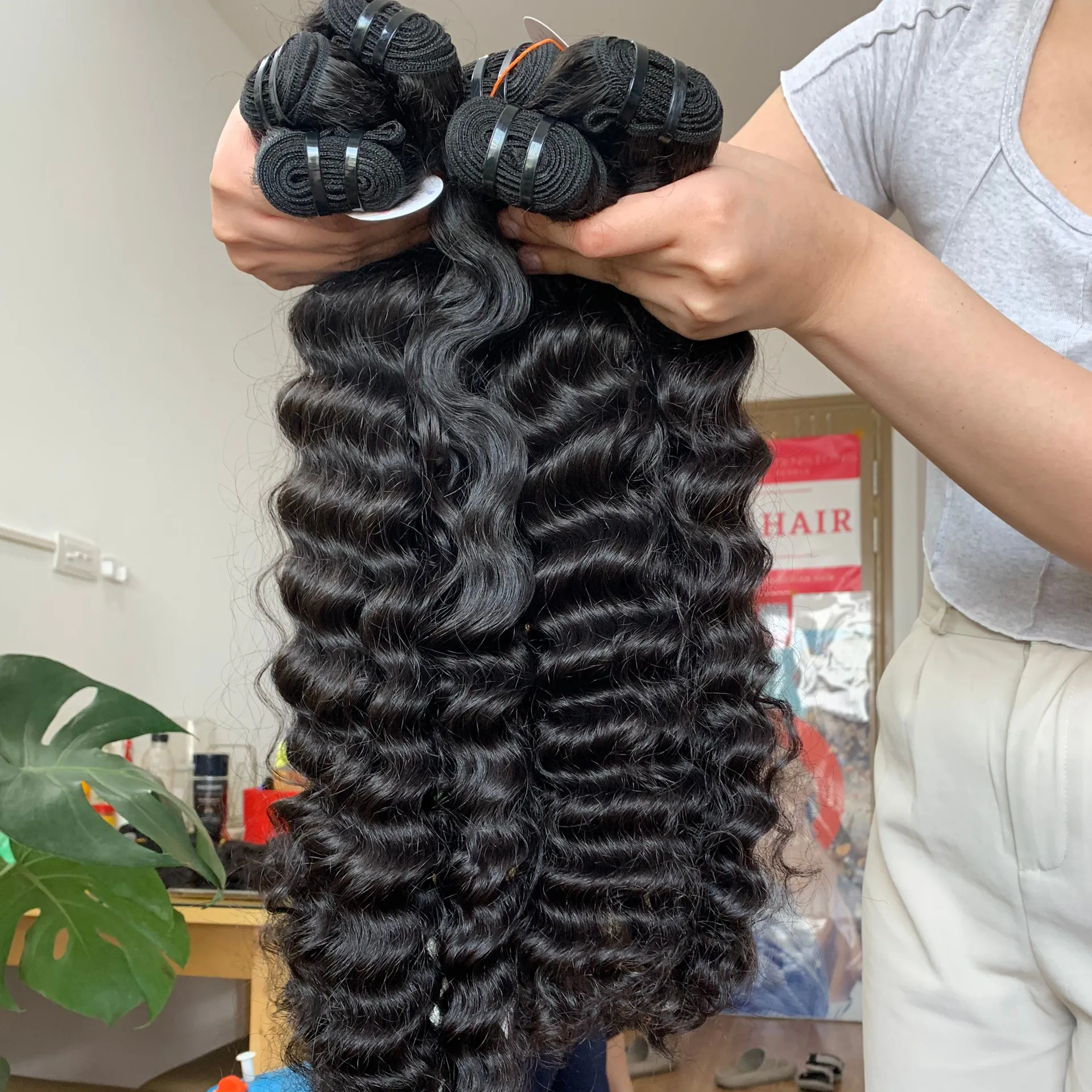 Wholesale Raw Cambodian Wavy straight Curly Hair Vendor Unprocessed Human Hair Raw Virgin Hair For Women