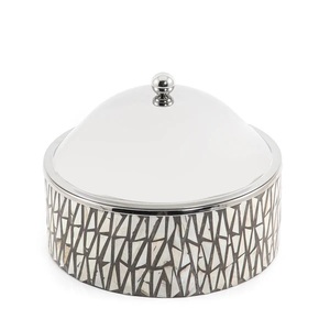 Casserole portable en acier inoxydable avec un design moderne pour garder les plats chauds et frais pendant de longues heures - Product Image 1