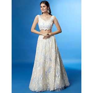 Exquisito Lehenga Choli de Lentejuelas Blancas con Dupatta para Bodas - Product Image 4
