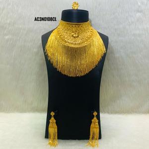 Conjuntos de joyería elegantes de collar con colgante de moda chapado en oro para mujer - Product Image 1