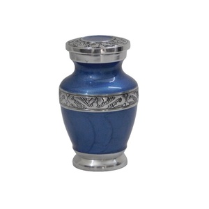 Urna de recuerdo de cremación de aluminio con corte de diamante con urnas funerarias de metal con acabado de color negro para cenizas humanas - Product Image 3