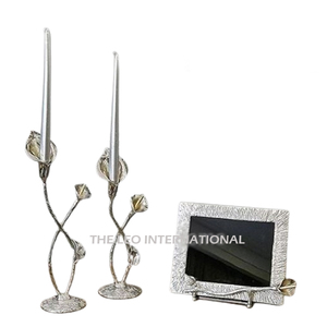 Juego de 2 portavelas de metal de aluminio Diseño de forma de hoja Decoración de iluminación del hogar Portavelas de estilo nórdico - Product Image 3