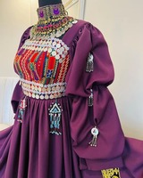 Tissu de qualité supérieure fait robe afghane à col carré broderie personnalisée vêtements de mariage robes afghanes traditionnelles évasées femmes