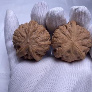 <span class=keywords><strong>ค้อน</strong></span>ทองเกรดนักสะสม ทำจากไม้พีชทรงสามเหลี่ยม งานแฮนด์เมดสุดหรูสำหรับตกแต่งบ้าน ลวดลายเรขาคณิต-งานหัตถกรรมวัฒนธรรมตะวันออก - Product Image 1