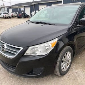 Auto Usado de Calidad a Precio Accesible, Volkswagen Routan 2012, Volante a la Izquierda - Product Image 1