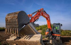 Pour excavatrice compacte KX080-5 avec moteur de 66,6 CV, capacité de la benne de 0,25 m, poids opérationnel de 18520 kg, origine américaine - Product Image 2