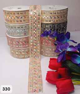 Broderie de fils botaniques sur mesure qui fleurit Dentelle brodée florale artisanale. Idéal pour robe de mariée & Saree Borders - Product Image 3