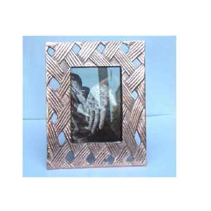 Marcos de aluminio de diseño elevan la decoración interior a través de perfiles precisos, elegancia moderna y rendimiento duradero. - Product Image 2