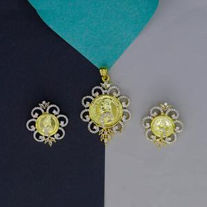 Ensemble de pendentifs élégant avec boucles d'oreilles pour femmes et filles Wedding Wear Parties Wear Collections - Product Image 4