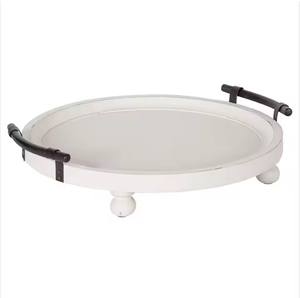 Bandeja de servicio de resina y madera de mango redondo más vendida, encanto rústico para una decoración elegante del hogar y servir alimentos a precio de fábrica - Product Image 1