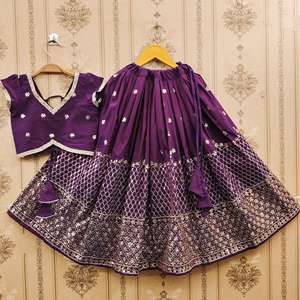 Lehenga Choli de mariée pour enfants de qualité supérieure, longueur au sol, broderie élégante, tissu respirant et doux, tenue de fête pour filles, en solde - Product Image 5