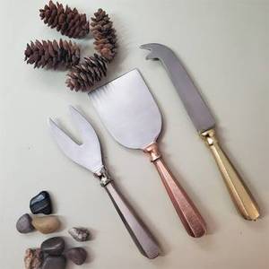Juego de 3 esparcidores de queso de acero inoxidable perfecto para restaurantes domésticos y resorts al por mayor de La India - Product Image 3