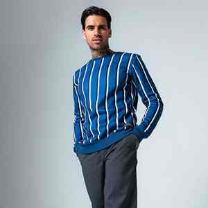 Sudadera de Manga Larga Estilo Línea Blanca para Hombre, Corte Ajustado, Disponible en Varios Colores, Transpirable, Diseño Liso - Product Image 3