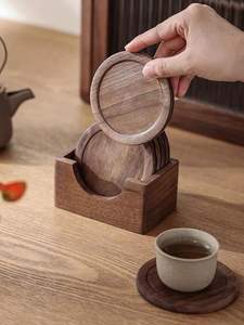 Sous-verres en bois tendance de qualité supérieure avec un design antique complexe pour une ambiance sophistiquée - Product Image 6