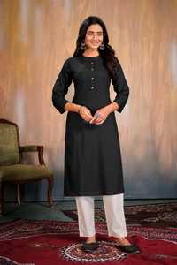 New Trendy <span class=keywords><strong>Design</strong></span> Kurti aus reiner Baumwolle mit Hose für Damen zum Großhandels preis vom indischen Lieferanten erhältlich - Product Image 3
