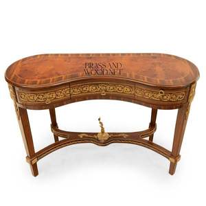 Mesa Consola de Madera Clásica de Lujo con Forma de Riñón y Adornos de Latón - Product Image 1