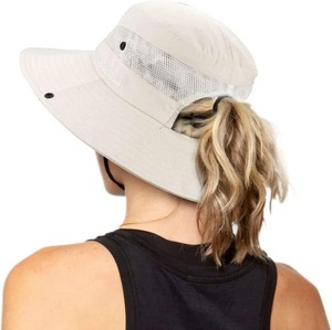 Patrón Casual Protección solar Popular satén forrado corriendo sombreros de cubo gorra de ala ancha sombrero de cubo para mujeres Hecho en Pakistán - Product Image 1