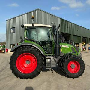 Maquinaria agrícola usada de 500HP en venta / Tractor Fendt 1050 Vario disponible a un precio muy moderado - Product Image 1