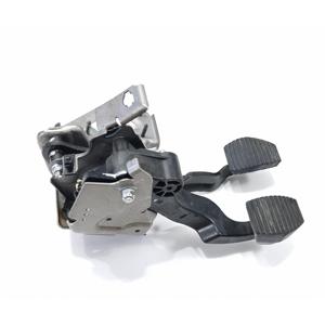 Pedales de Freno y Embrague para OPEL Crossland Serie F 15 DT (DV5RCE) (17>) - Product Image 5