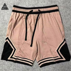 Shorts de basket-ball pour hommes respirants en jersey imprimé sans étiquette 100% coton, écologiques et à séchage rapide - Product Image 3
