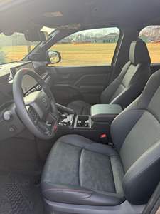 OFERTA INCREÍBLE Toyota 4Runner TRD Pro Turbo Híbrido de 6 Cilindros 4x4 con Transmisión Automática y Asientos de Cuero - Product Image 5