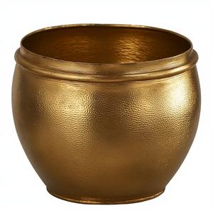 Pot décoratif en or en laiton antique de qualité supérieure parfaitement conçu pour la décoration de jardin intérieur saisonnier élégant - Product Image 2