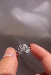 Anillo Toi Moi Clásico Chapado en Oro con Moissanita Corte Marquesa Color D VVS, Plata de Ley 925, Regalo de Boda para Mujer, Joyería Única - Product Image 4