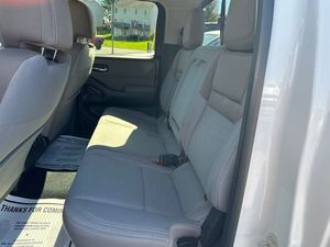 รถนิสสัน ฟรอนเทียร์ เอสวี ครูว์แค็บ แอลบี ขับเคลื่อน 4 ล้อ ปี 2022 มือสอง พวงมาลัยซ้าย/ขวา - Product Image 5