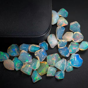 100 pour cent d'opale de feu éthiopienne naturelle Welo Lot brut 31pcs 5x6 à 9x7.5mm pierres précieuses brutes pour la fabrication de bijoux et les collectionneurs - Product Image 1