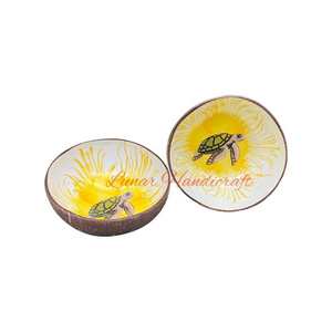 Bols en coquille de noix de coco laqués écologiques faits à la main bols à fruits décoratifs au design coloré fabriqués au Vietnam - Product Image 6