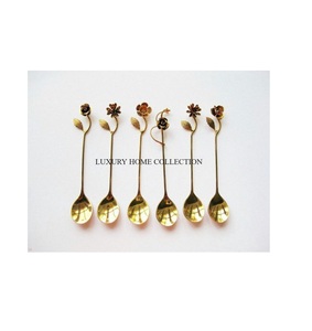 Élégant ensemble de couverts en métal en acier inoxydable avec un design moderne offrant une finition lisse et une durabilité durable - Product Image 3