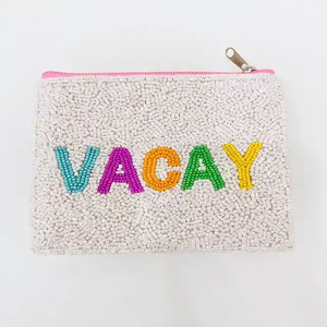 Pochette perlée tendance, couleur verte, broderie de perles, pochette fabriquée en Inde, design magnifique, faite à la main. - Product Image 5