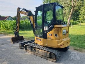 รถขุดขนาดเล็ก CAT รุ่น 304 ปี 2022 - Product Image 1