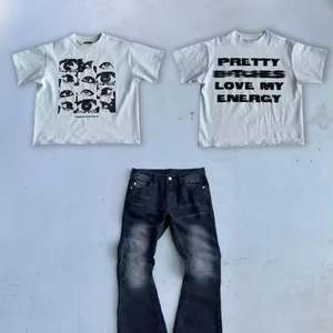 High Street Custom Men's Recortada de gran tamaño 100% Camiseta de algodón peinado Boxy Fit Tela de punto con diseño de letra serigrafiada - Product Image 3