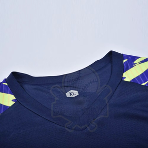 Ventes en gros de tenues de basket-ball unisexes tendance, personnalisées, à bas prix, respirantes, grandes tailles, de haute qualité - Product Image 2