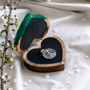 GUIDE MONTRES RUSTIQUE FAIT À LA MAIN Vente en gros de propositions de fiançailles Mariage Boîte à bagues à bijoux en bois et en résine à double fente unique - Product Image 3