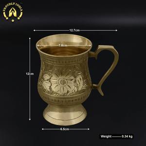 Tazas de latón pulido personalizadas de la mejor calidad al por mayor, tazas grabadas para bodas, tazas de latón personalizadas de India - Product Image 4