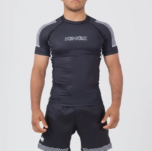 Fabricant de rashguards durables pour hommes 2026, en spandex et polyester, pour MMA et lutte, logo personnalisable et service OEM KINGZ - Product Image 2