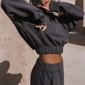 Streetwear personnalisé de vente en gros, survêtement à impression bouffante en 3d, ensemble sweat-shirt court à fermeture éclair et quart de poids lourd pour femmes - Product Image 2