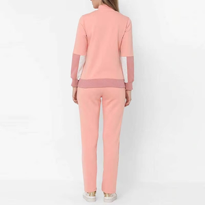 Conjunto Deportivo Casual con Capucha para Mujer, con Logotipo Personalizado, para Invierno, con Tela Transpirable de Secado Rápido - Product Image 3