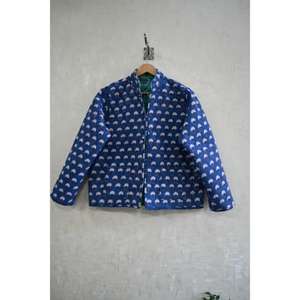 Chaqueta Acolchada Reversible Ecológica de Algodón Tejido a Mano con Estampado de Bloques Indio, Cálida, de Manga Larga, Étnica, de Invierno, para Hombre y Mujer, con Botones - Product Image 1