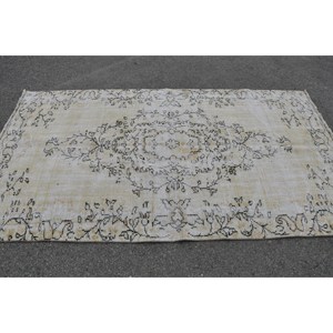 Alfombra Turca Vintage Blanca de Lana, 4.5 x 8 pies, Hecha a Mano, Estilo Tabriz, Diseño Abstracto de Patchwork, para Comedor, Ecológica, Mediana - Product Image 3