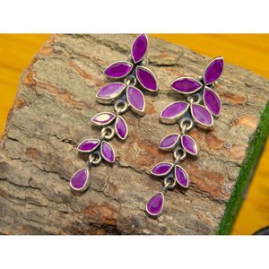 Boucles d'oreilles en argent sterling 925 avec rubis naturel élégantes et légères pour les mariages et les anniversaires - Product Image 1
