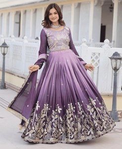Lehenga Choli Lavanda Reversible Semi-Cosido y Adornado para Fiesta (Código de Estilo Chidiya) - Product Image 3