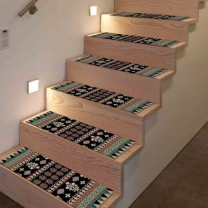 Alfombra Vibrante con Estampado de Escalones: Moderna con Acentos Florales Bohemios, Alfombra de Escalones - Product Image 2