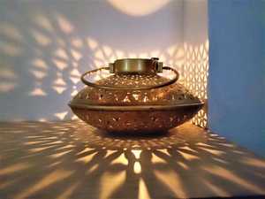 Vintage <b>Lantern</b> Antique Metal Candle Holder <b>Hurricane</b> Lamp Tea Light Holder - Product Image 6