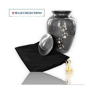 Wholesale Custom Pet <b>Urns</b> for <b>Dogs</b> & Cats Ashes Small Black Cremation <b>Urns</b> for Pets up to 17 Lbs - Exporter in India - Product Image 2