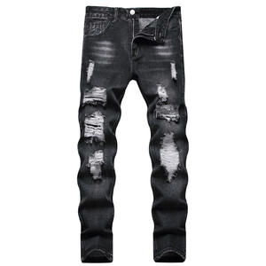Jeans Ajustados para Hombre, Estilo Denim Negro, Personalizados con Estampado Gráfico Desgastado, con Agujeros, Última Tendencia - Product Image 1