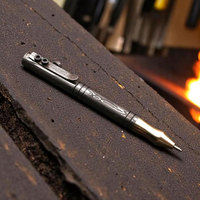 Stylo d'écriture en acier Damas fait main avec un motif élégant, cadeau de luxe pour le bureau et les affaires